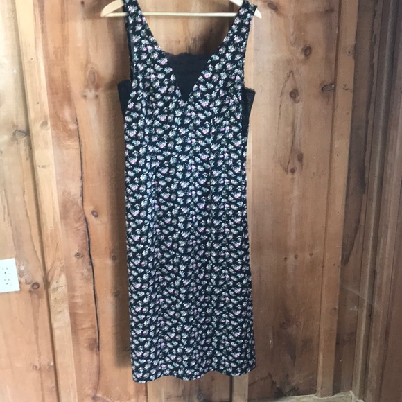 Dress - Picture 2 of 6